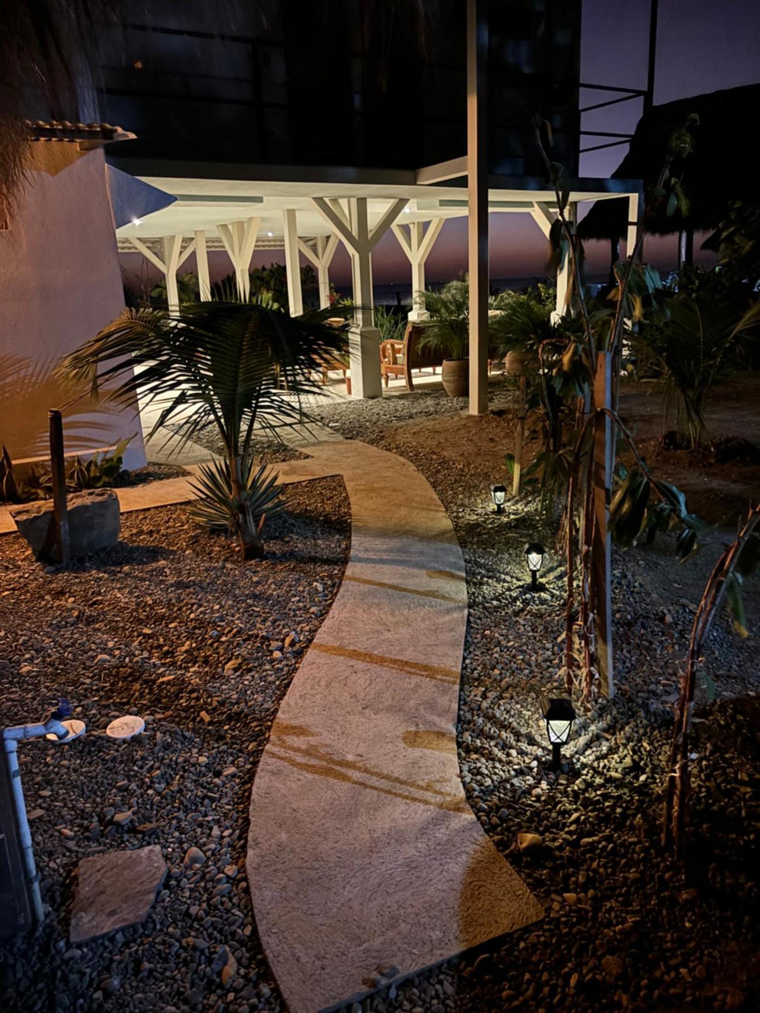 Stella Mar Oceanfront Hotel بوبويو المظهر الخارجي الصورة